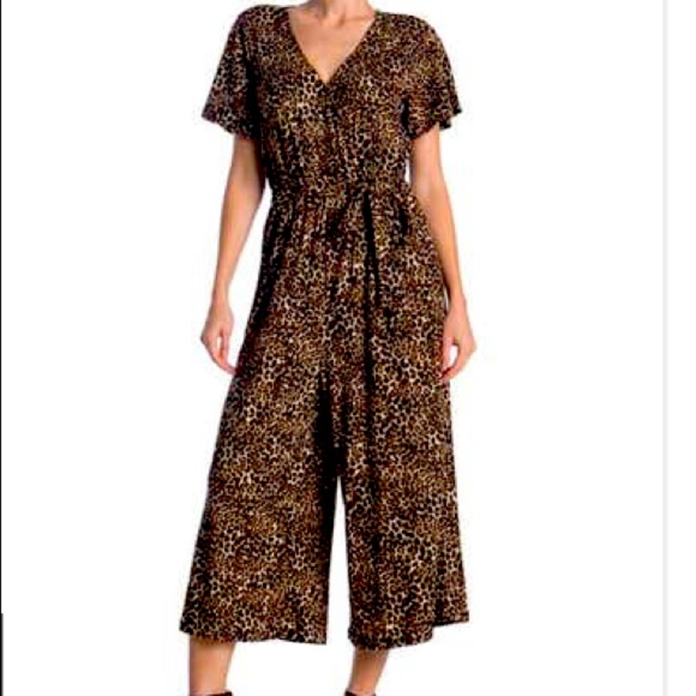 All In Favor Short Sleeve Jumpsuit size L
